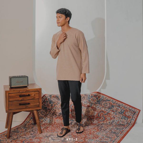 Kurta Yusoff in Nude (KY1-3)